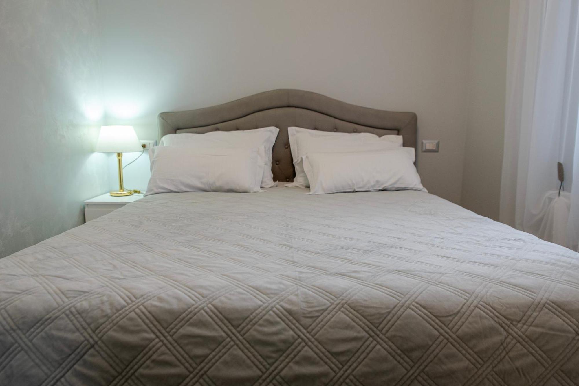Casa Di Zina Apartment Verona Ngoại thất bức ảnh