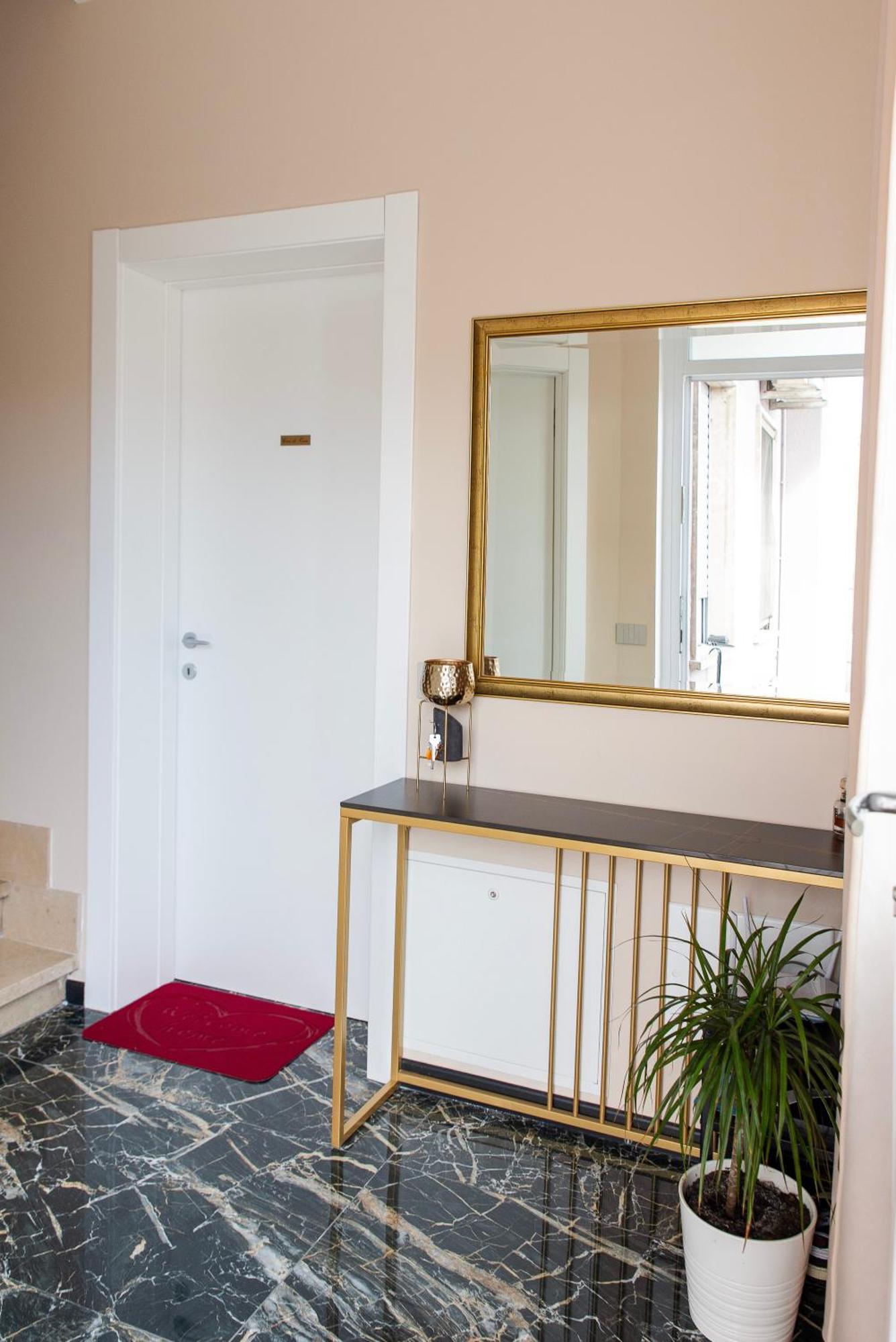 Casa Di Zina Apartment Verona Ngoại thất bức ảnh