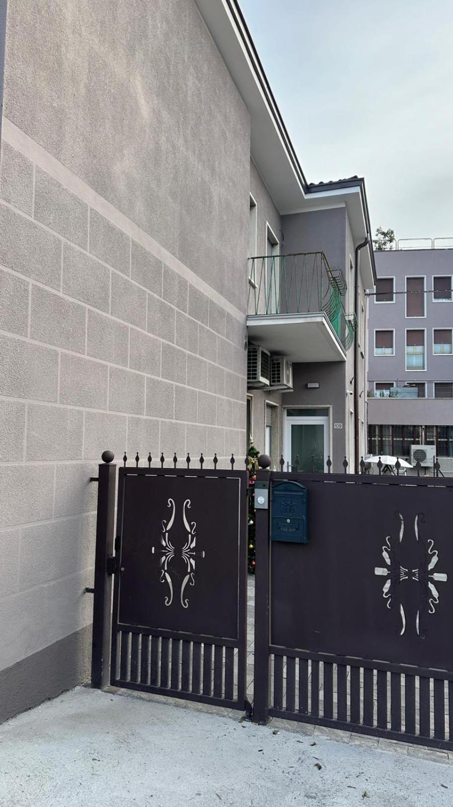 Casa Di Zina Apartment Verona Ngoại thất bức ảnh